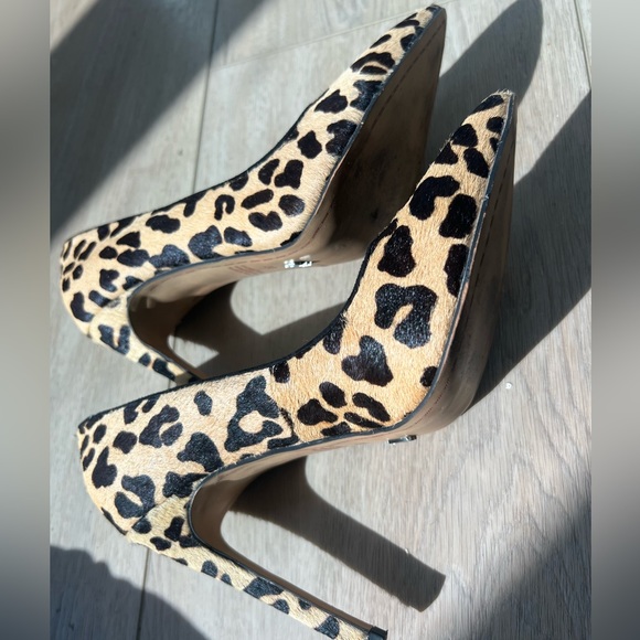 Wanted leopard print heels. - Picture 3 of 6
